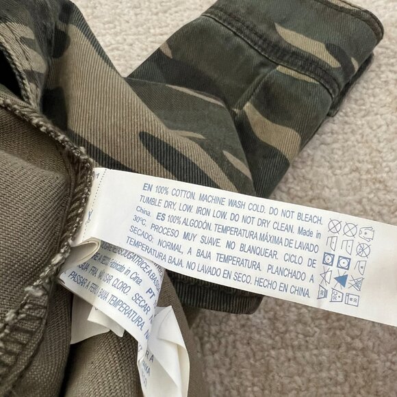 Forever 21 Camo Long Sleeve Denim Snap Shirt Jacket Shacket S - Picture 8 of 8